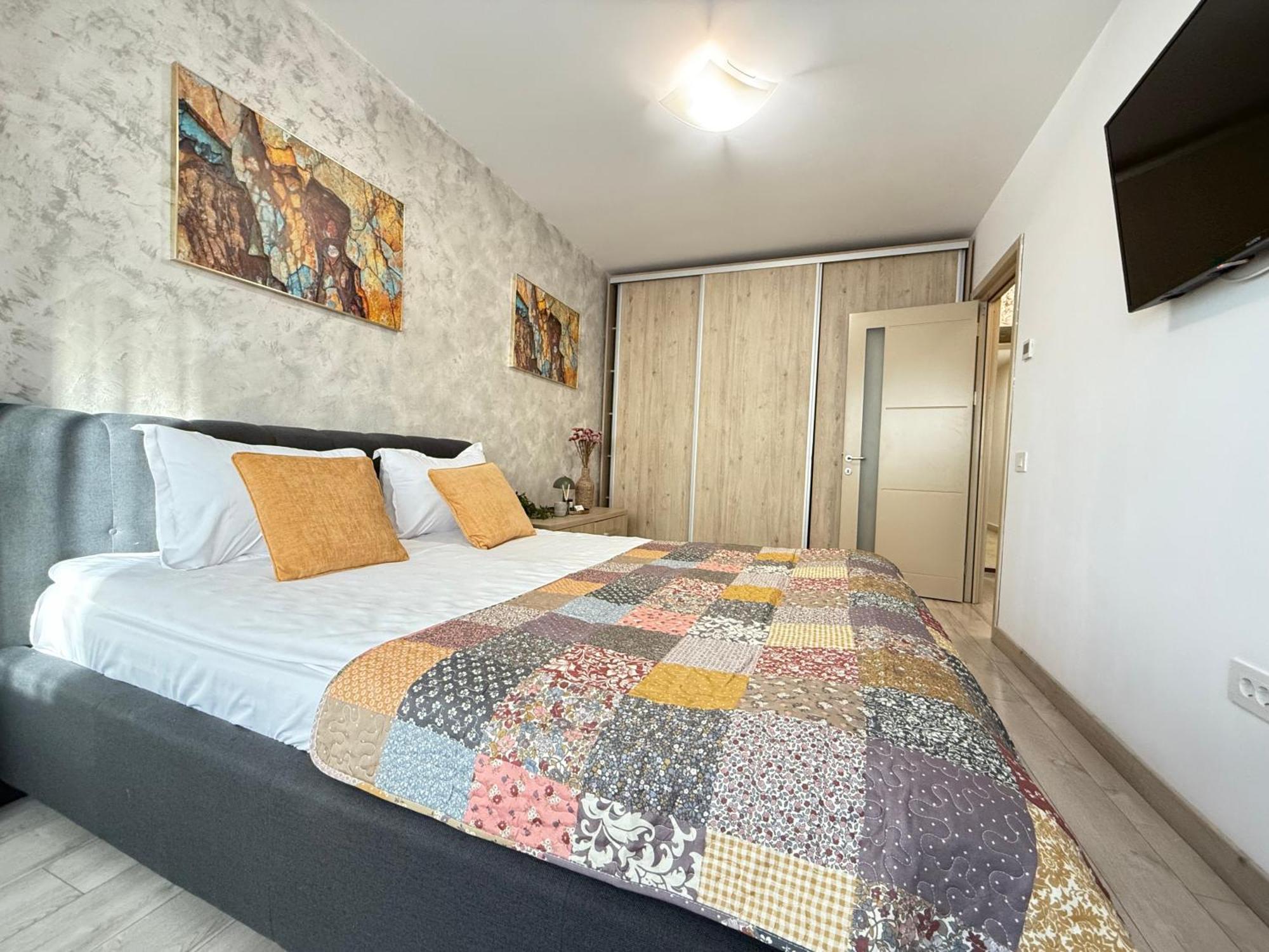 Smart Stay Studio With Free Parking Iasi Bagian luar foto