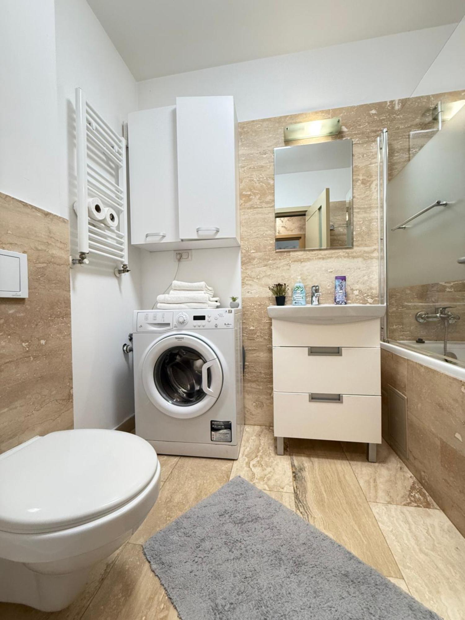 Smart Stay Studio With Free Parking Iasi Bagian luar foto